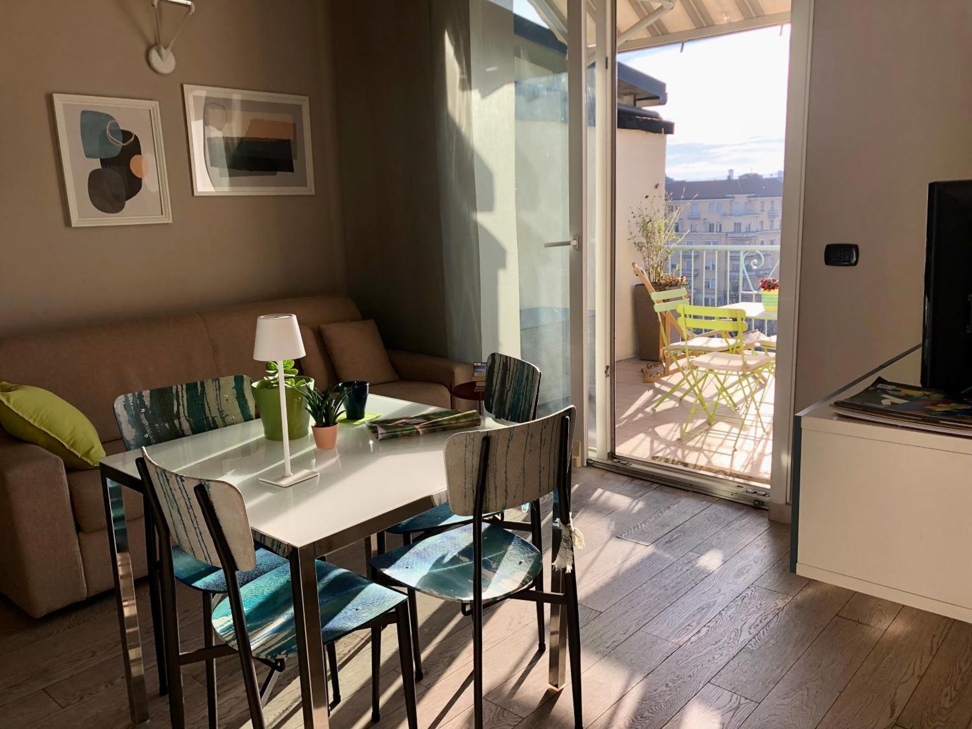 Ferienwohnung Attico Ellen Terrazza Con Vista Turin Exterior foto