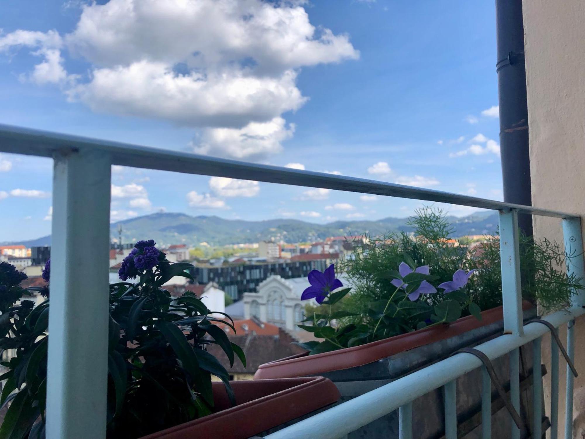 Ferienwohnung Attico Ellen Terrazza Con Vista Turin Exterior foto