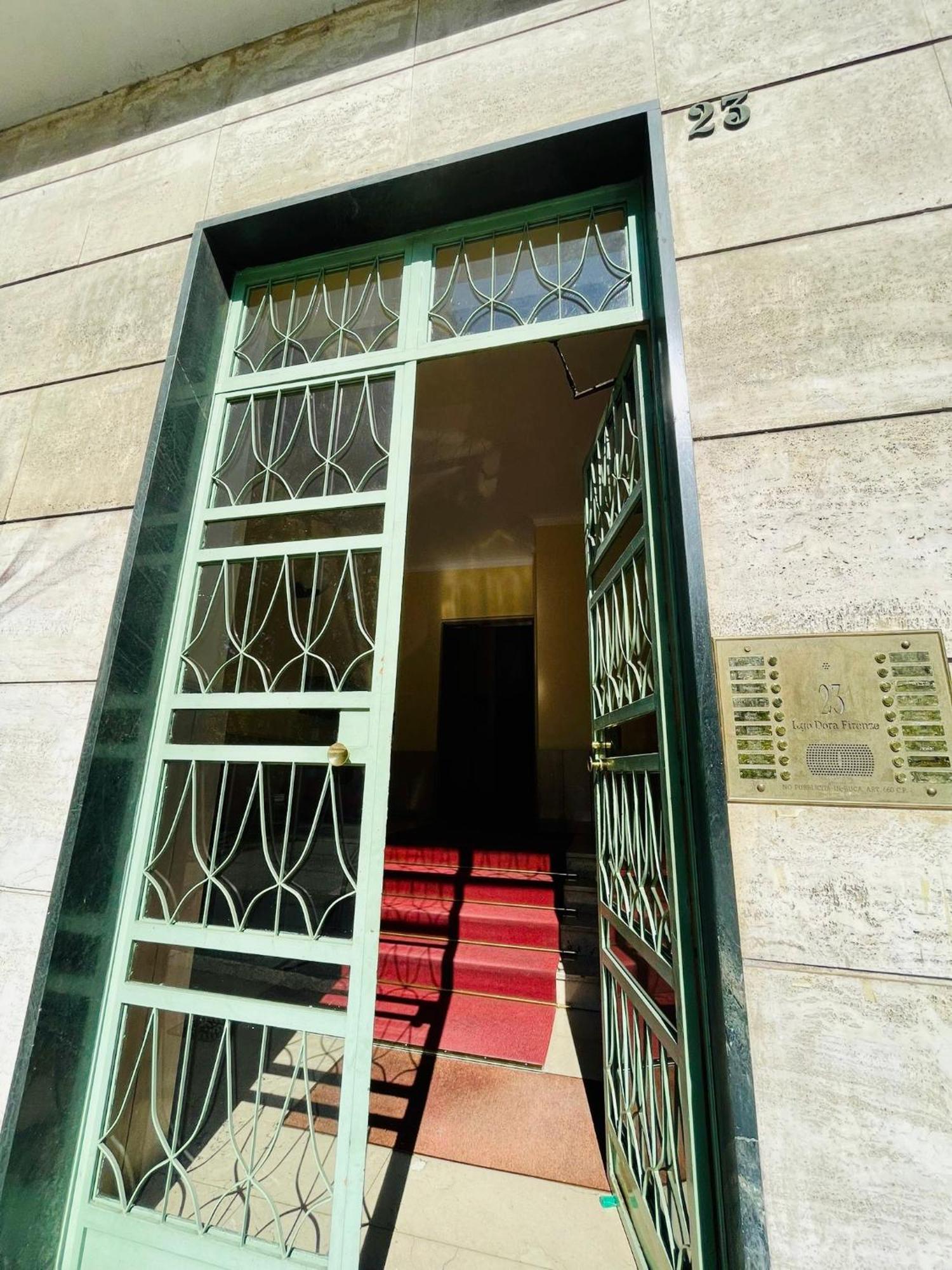 Ferienwohnung Attico Ellen Terrazza Con Vista Turin Exterior foto
