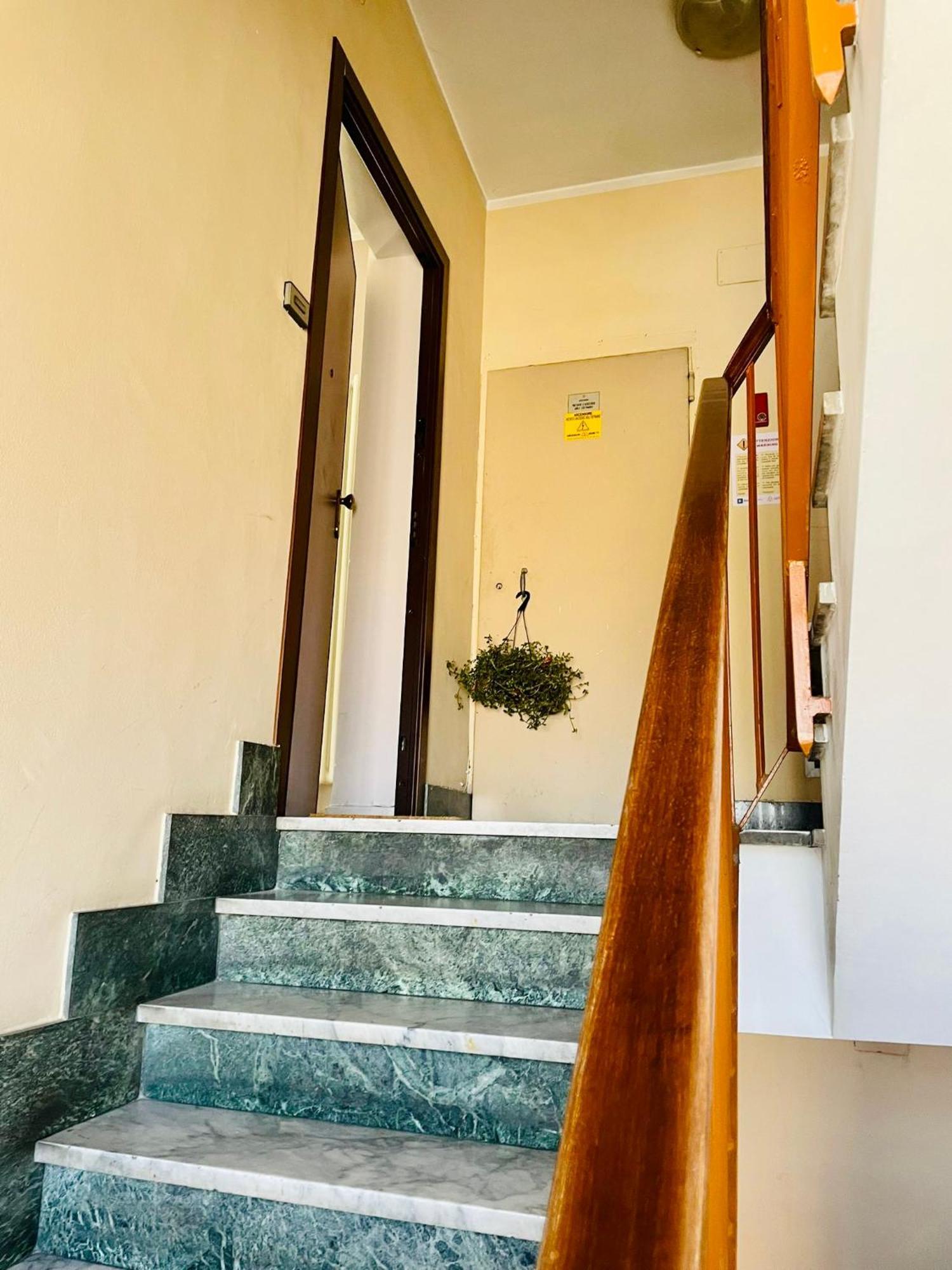 Ferienwohnung Attico Ellen Terrazza Con Vista Turin Exterior foto